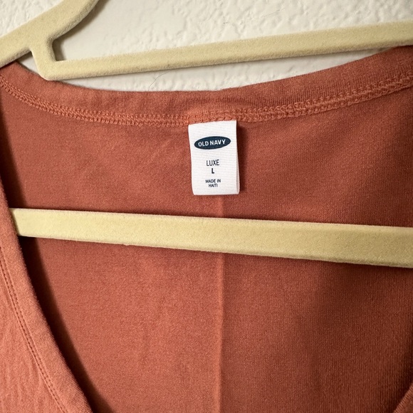 ON Crew Neck Luxe Tank 🧡 - Picture 2 of 3